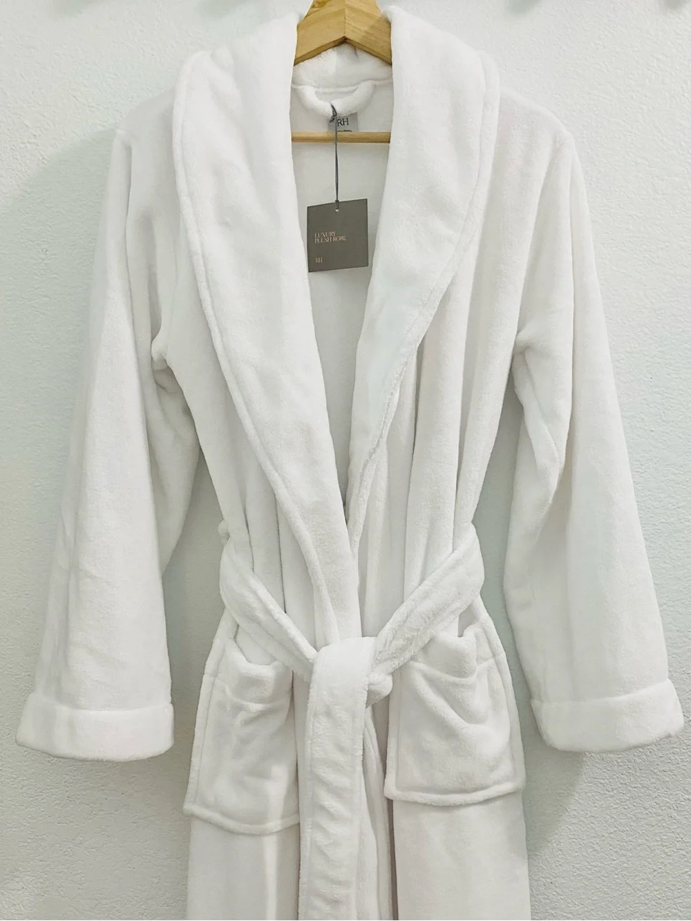 New Restoration Hardware Luxury Plush Long Robe Women’s XS White